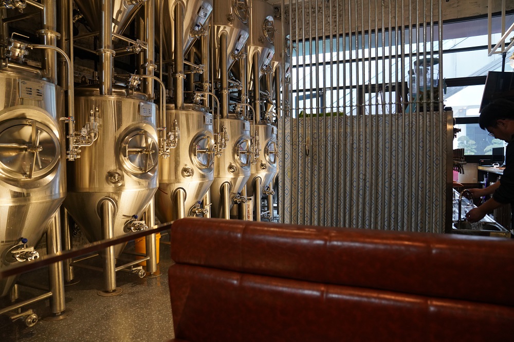 Le contrôle de pression pour le fermenteur de bière conique